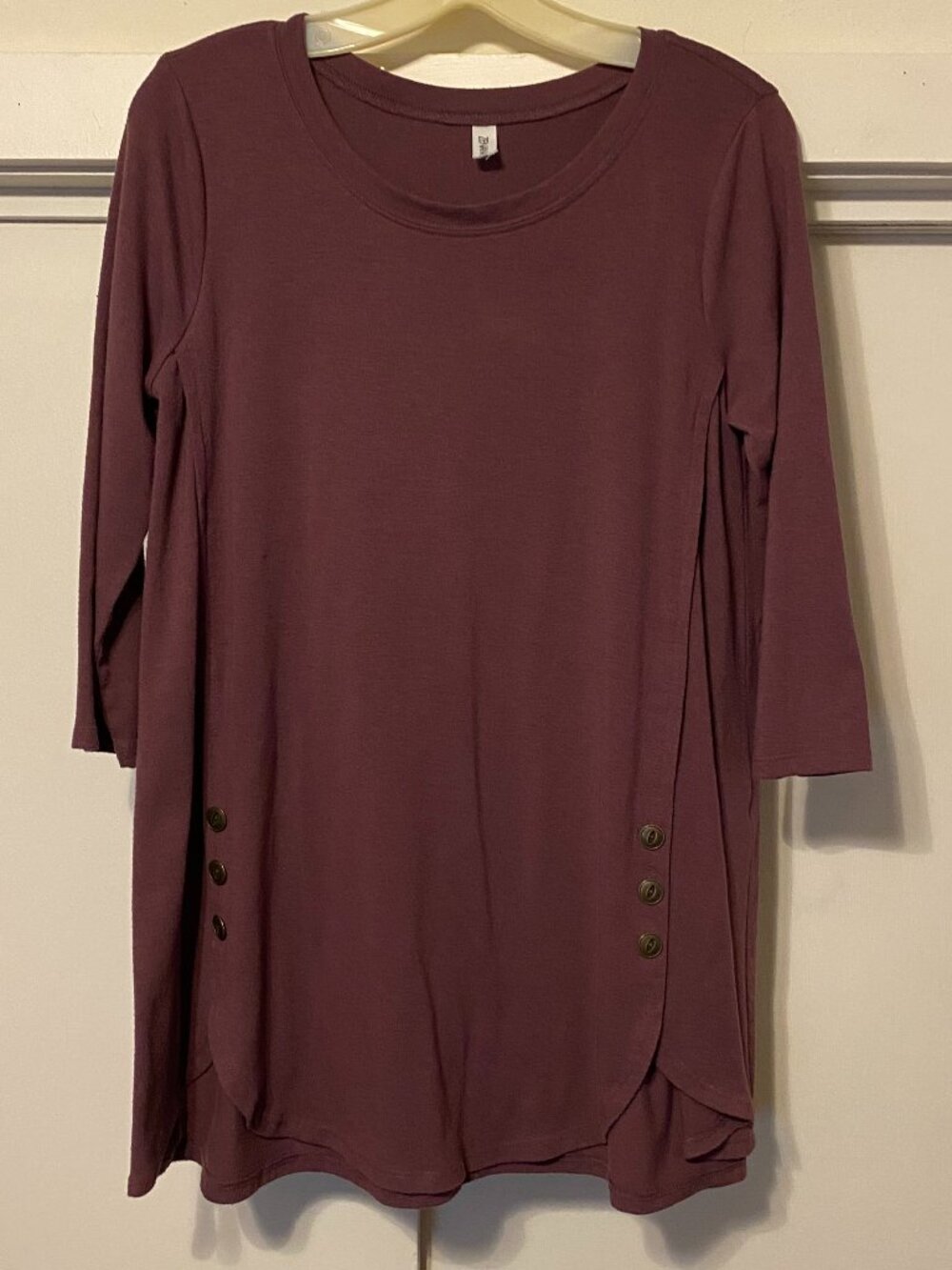 Zenana, half sleeve, brown tunic w/side buttons, size M